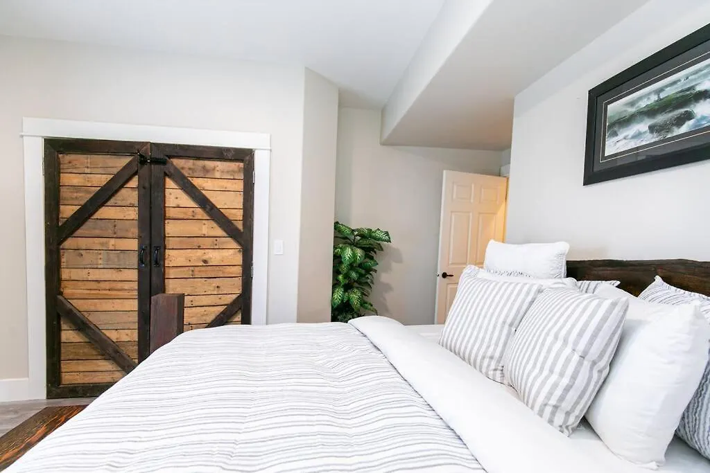 Beautiful Home W Amazing Views Victoria Canadá