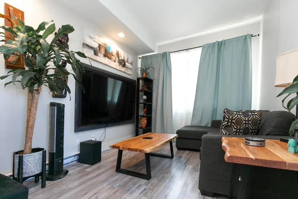 Beautiful Home W Amazing Views Victoria